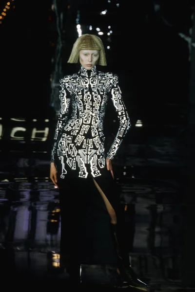 Look 54